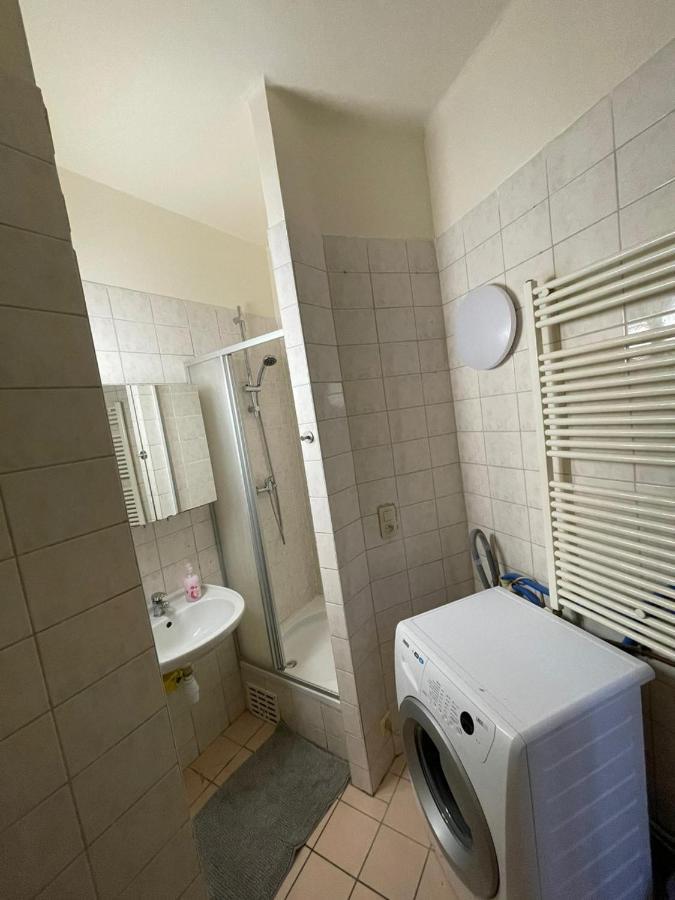 Rent Daily Apartamento Amberes Exterior foto